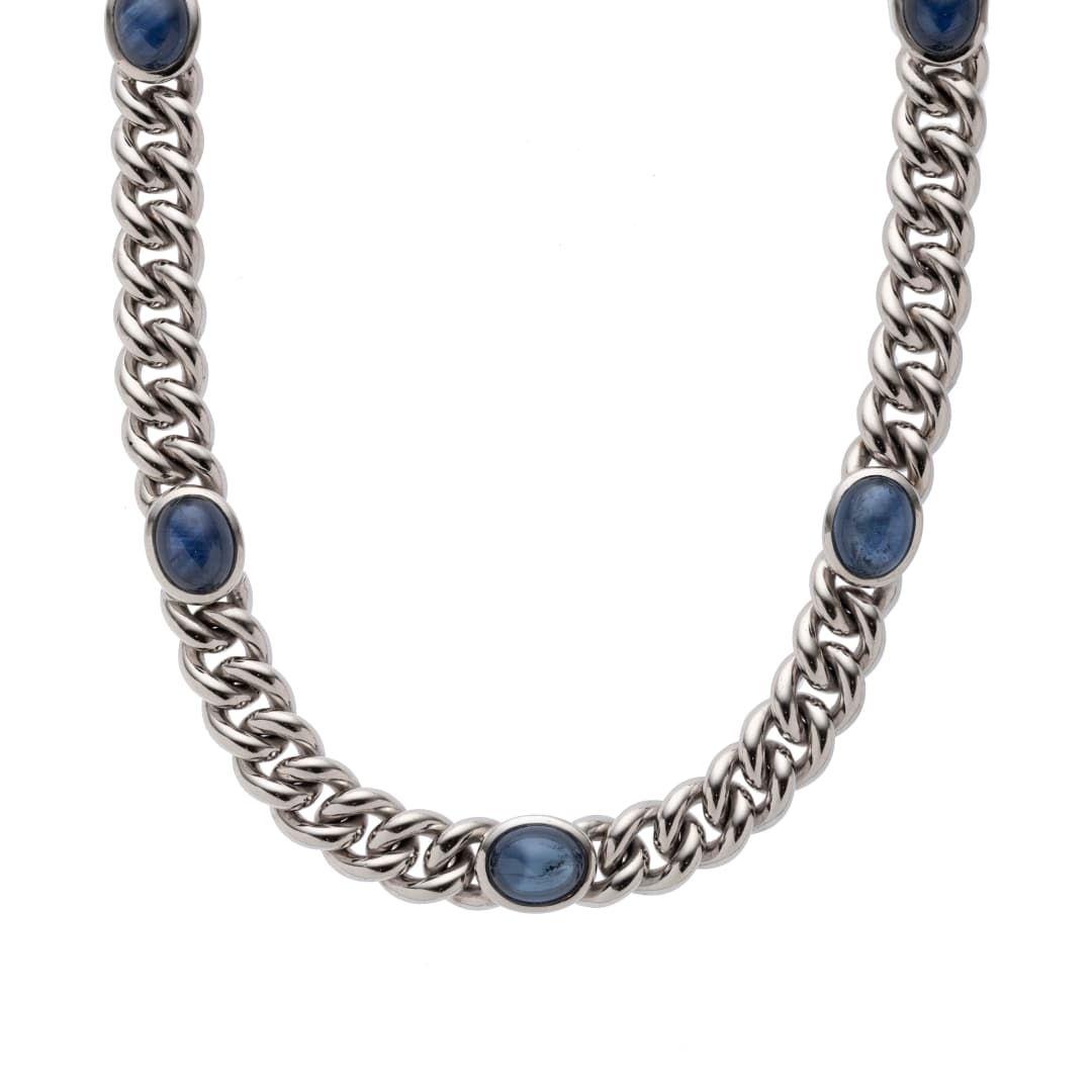 9 Saphire von insgesamt ca 27,0 ct
80er Jahre
Länge: 43 cm